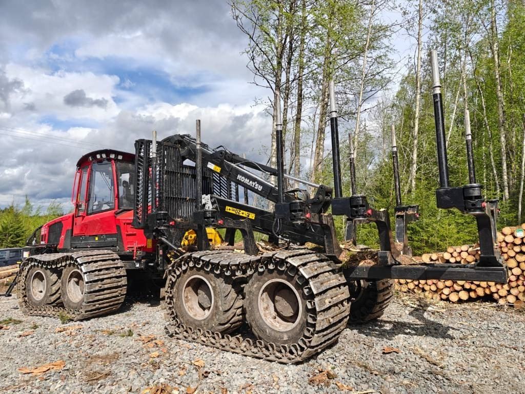 Komatsu 855 - Forwarder: das Bild 3 Komatsu 855 - Forwarder: das Bild 3