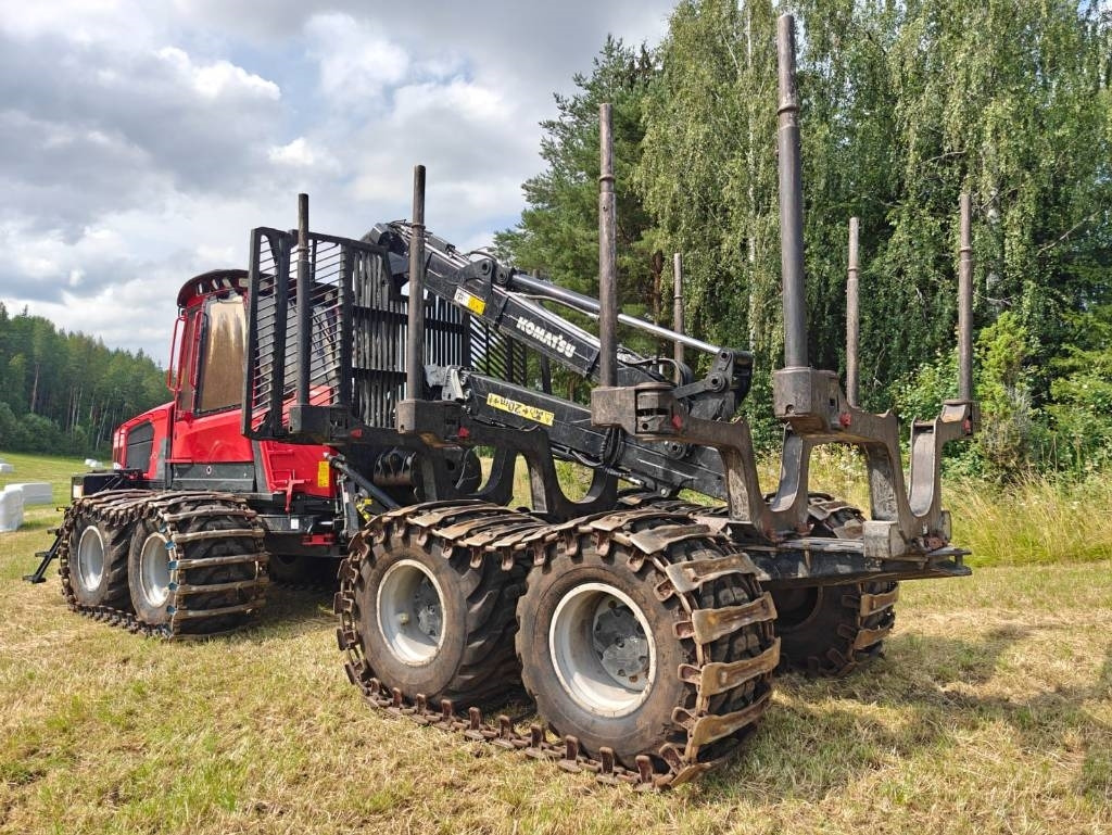 Komatsu 855 - Forwarder: das Bild 3 Komatsu 855 - Forwarder: das Bild 3