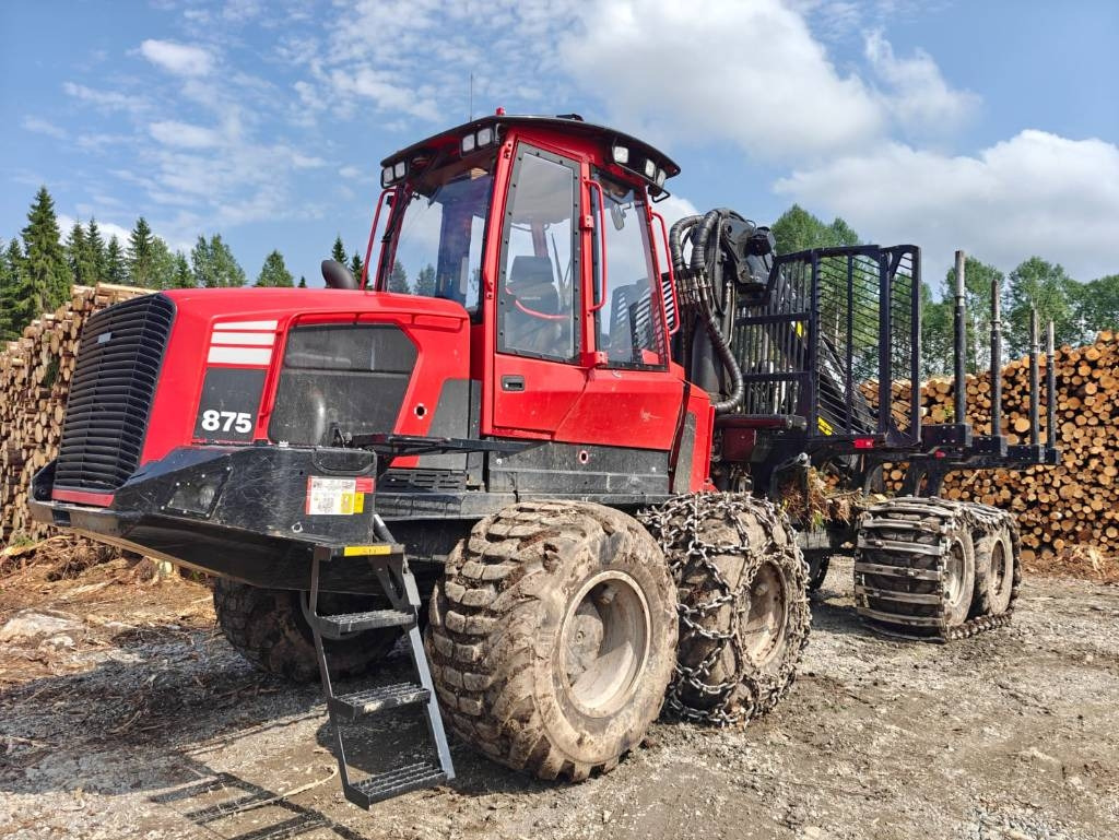 Komatsu 875 - Forwarder: das Bild 1 Komatsu 875 - Forwarder: das Bild 1