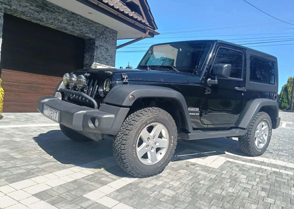 Jeep Wrangler 2.8 CRD Sport - SUV/ Geländewagen: das Bild 2 Jeep Wrangler 2.8 CRD Sport - SUV/ Geländewagen: das Bild 2