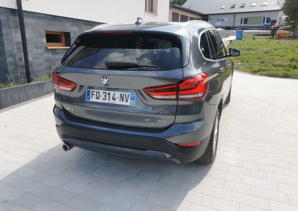 BMW X1 sDrive16d - Kombi: das Bild 4 BMW X1 sDrive16d - Kombi: das Bild 4