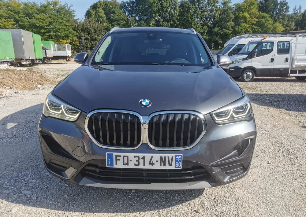 BMW X1 sDrive16d - PKW: das Bild 2 BMW X1 sDrive16d - PKW: das Bild 2