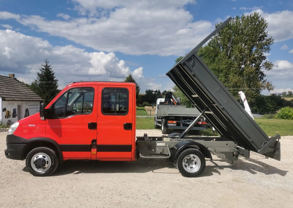 Iveco Daily 35C13 Brygadówka wywrotka Klimatyzacja Dubel hak kiper doka 35C13 - Kipper Transporter: das Bild 5 Iveco Daily 35C13 Brygadówka wywrotka Klimatyzacja Dubel hak kiper doka 35C13 - Kipper Transporter: das Bild 5