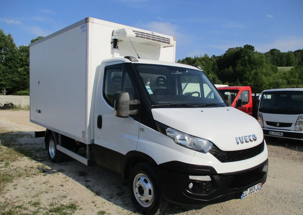 Iveco Daily 35C13 chłodnia Mroźnia na bliźniaku 35-130 Thermo King agregat - Kühltransporter: das Bild 2 Iveco Daily 35C13 chłodnia Mroźnia na bliźniaku 35-130 Thermo King agregat - Kühltransporter: das Bild 2