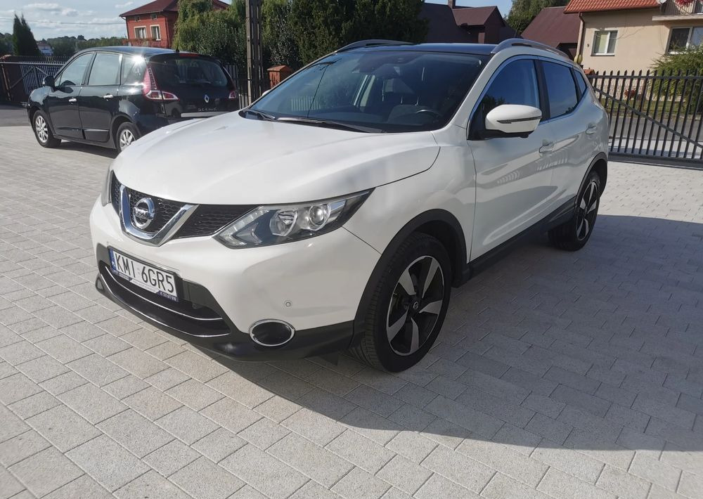 Nissan Qashqai 1.2 DIG-T N-Connecta EU6 - SUV/ Geländewagen: das Bild 1 Nissan Qashqai 1.2 DIG-T N-Connecta EU6 - SUV/ Geländewagen: das Bild 1