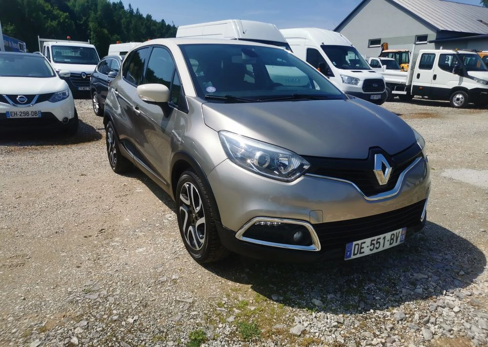 Renault Captur 0.9 Energy TCe Intens - SUV/ Geländewagen: das Bild 1 Renault Captur 0.9 Energy TCe Intens - SUV/ Geländewagen: das Bild 1