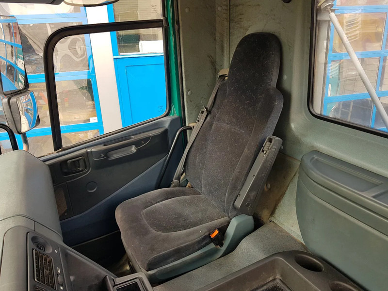 Seil Abrollkipper, Autokran Ginaf M 3335 S 6x6 Palfinger PK 14080 + NCH: das Bild 12
