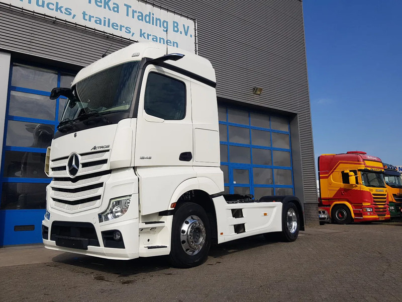 Mercedes-Benz Actros 1845 Retarder MirrorCam - Sattelzugmaschine: das Bild 2 Mercedes-Benz Actros 1845 Retarder MirrorCam - Sattelzugmaschine: das Bild 2
