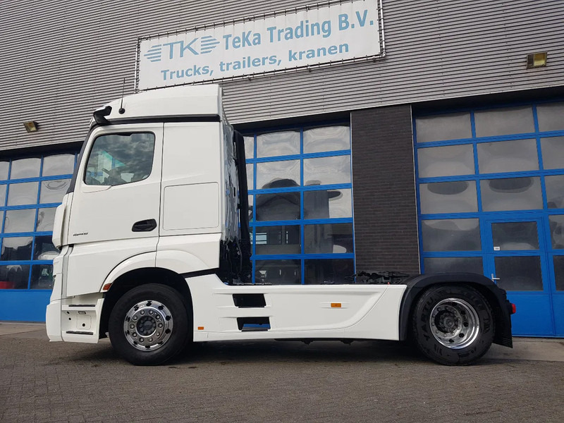 Mercedes-Benz Actros 1845 Retarder MirrorCam - Sattelzugmaschine: das Bild 3 Mercedes-Benz Actros 1845 Retarder MirrorCam - Sattelzugmaschine: das Bild 3