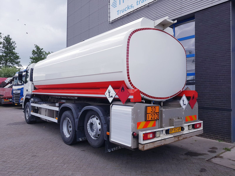 Volvo FM 9.340 Fuel 21.400 Liter 3 Comp Euro 3 - Tankwagen: das Bild 4 Volvo FM 9.340 Fuel 21.400 Liter 3 Comp Euro 3 - Tankwagen: das Bild 4