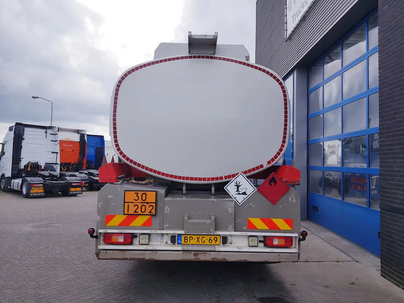 Volvo FM 9.340 Fuel 21.400 Liter 3 Comp Euro 3 - Tankwagen: das Bild 5 Volvo FM 9.340 Fuel 21.400 Liter 3 Comp Euro 3 - Tankwagen: das Bild 5