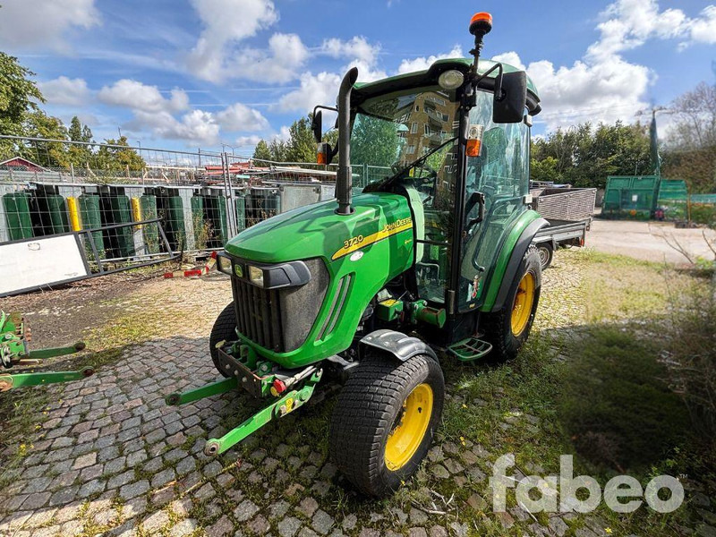 John Deere 3720 Kompaktlastare - Traktor: das Bild 1 John Deere 3720 Kompaktlastare - Traktor: das Bild 1