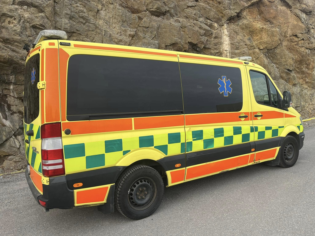 Mercedes-Benz Sprinter 319 - AMBULANCE / Krankenwagen / Швидка допомога - Krankenwagen: das Bild 5 Mercedes-Benz Sprinter 319 - AMBULANCE / Krankenwagen / Швидка допомога - Krankenwagen: das Bild 5