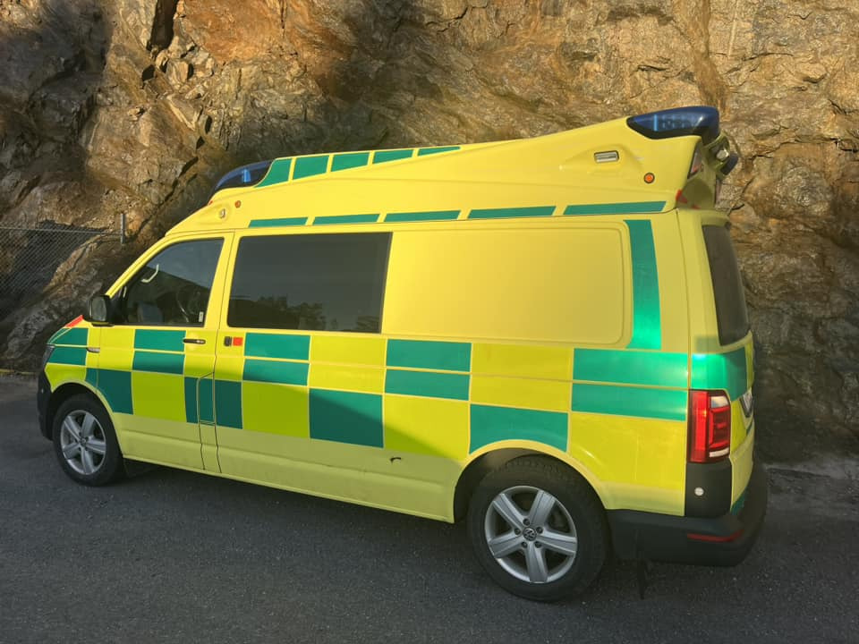Volkswagen T6 4motions - AMBULANCE / Швидка допомога / Shvydka dopomoha - Krankenwagen: das Bild 3 Volkswagen T6 4motions - AMBULANCE / Швидка допомога / Shvydka dopomoha - Krankenwagen: das Bild 3