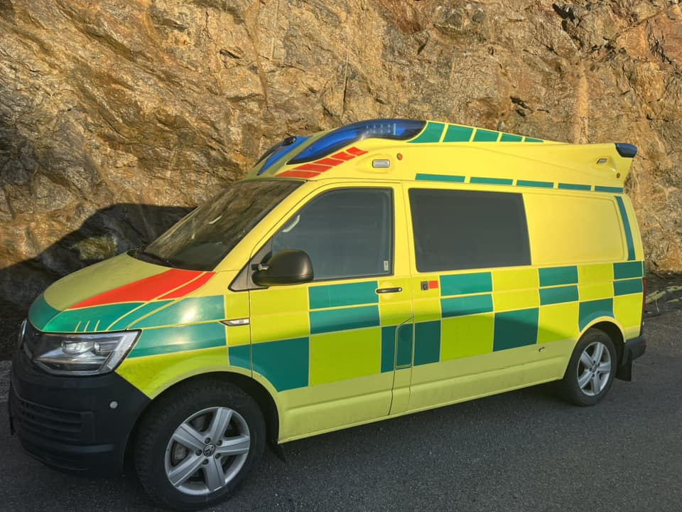 Volkswagen T6 4motions - AMBULANCE / Швидка допомога / Shvydka dopomoha - Krankenwagen: das Bild 2 Volkswagen T6 4motions - AMBULANCE / Швидка допомога / Shvydka dopomoha - Krankenwagen: das Bild 2
