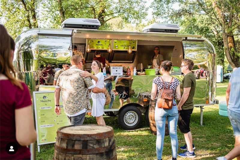 Verkaufsanhänger Für die Beförderung von Lebensmittel, Zustand - NEU YOWON European standard food trailer with CE certificate: das Bild 6 Verkaufsanhänger Für die Beförderung von Lebensmittel, Zustand - NEU YOWON European standard food trailer with CE certificate: das Bild 6