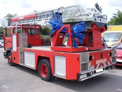 Renault Midliner M180 Drehleiter Feuerwehr EPSA23.5 1999 - LKW mit Arbeitsbühne: das Bild 5 Renault Midliner M180 Drehleiter Feuerwehr EPSA23.5 1999 - LKW mit Arbeitsbühne: das Bild 5