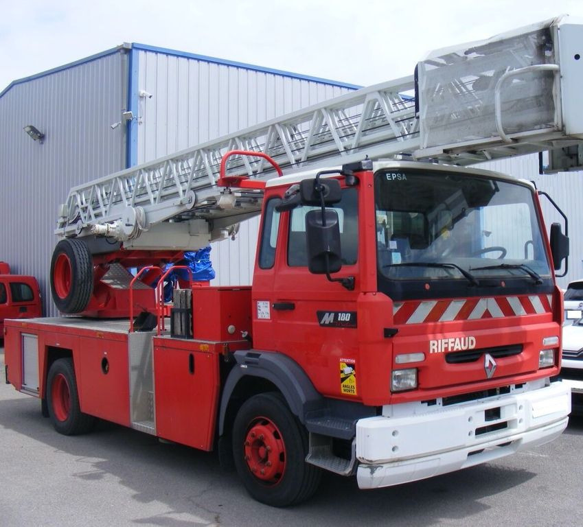 Renault Midliner M180 Drehleiter Feuerwehr EPSA23.5 1999 - LKW mit Arbeitsbühne: das Bild 2 Renault Midliner M180 Drehleiter Feuerwehr EPSA23.5 1999 - LKW mit Arbeitsbühne: das Bild 2
