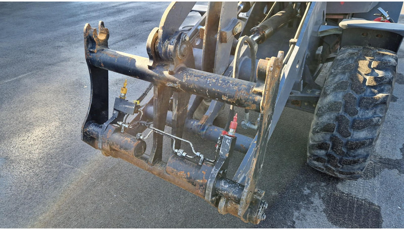 Terex TL80 4X4 + tools - Radlader: das Bild 5 Terex TL80 4X4 + tools - Radlader: das Bild 5