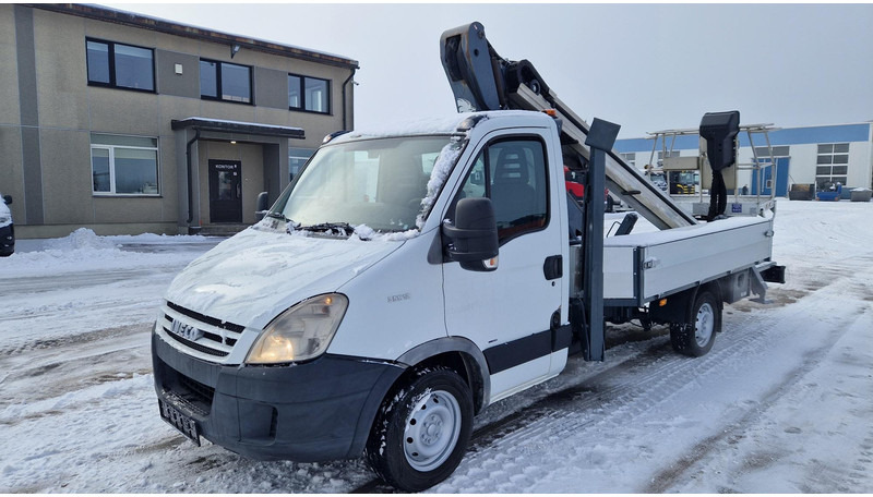 Iveco Daily 35S12 4X2 Galaxylift GT18-10 - Transporter: das Bild 1 Iveco Daily 35S12 4X2 Galaxylift GT18-10 - Transporter: das Bild 1