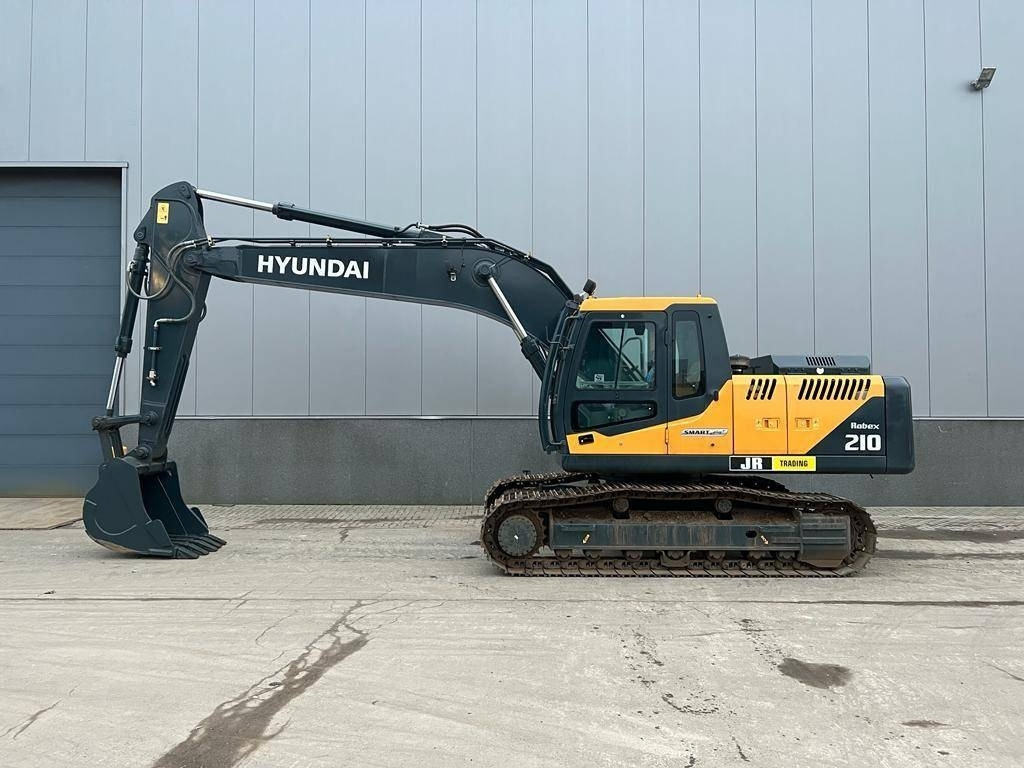 Hyundai R 210 - Kettenbagger: das Bild 1 Hyundai R 210 - Kettenbagger: das Bild 1