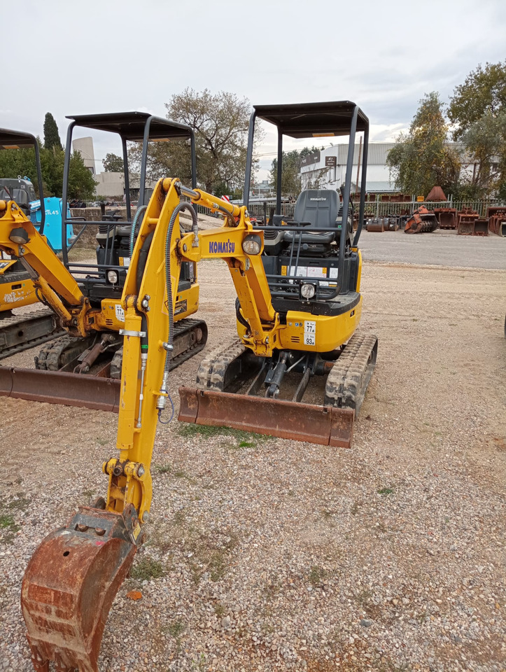 KOMATSU PC16 R-3 HS - Minibagger: das Bild 2 KOMATSU PC16 R-3 HS - Minibagger: das Bild 2