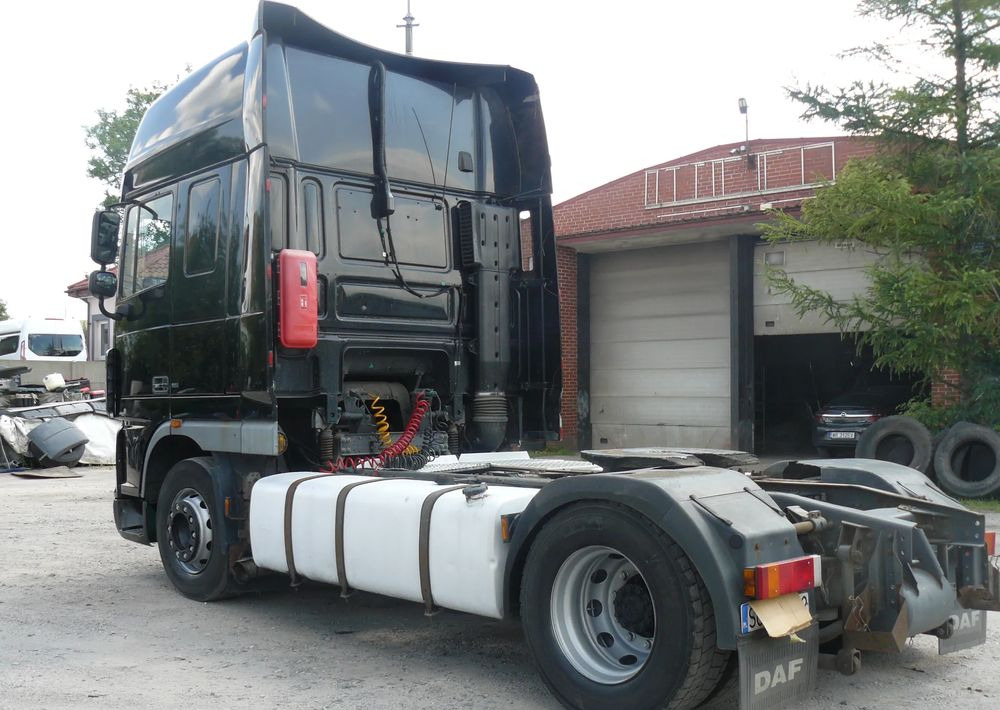 DAF XF105 460 - Sattelzugmaschine: das Bild 4 DAF XF105 460 - Sattelzugmaschine: das Bild 4