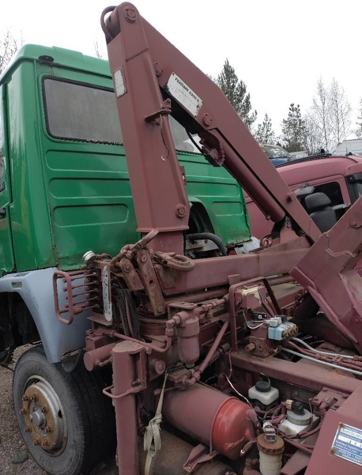 Ferrari 2300 nosturi - Ladekran für LKW: das Bild 1 Ferrari 2300 nosturi - Ladekran für LKW: das Bild 1