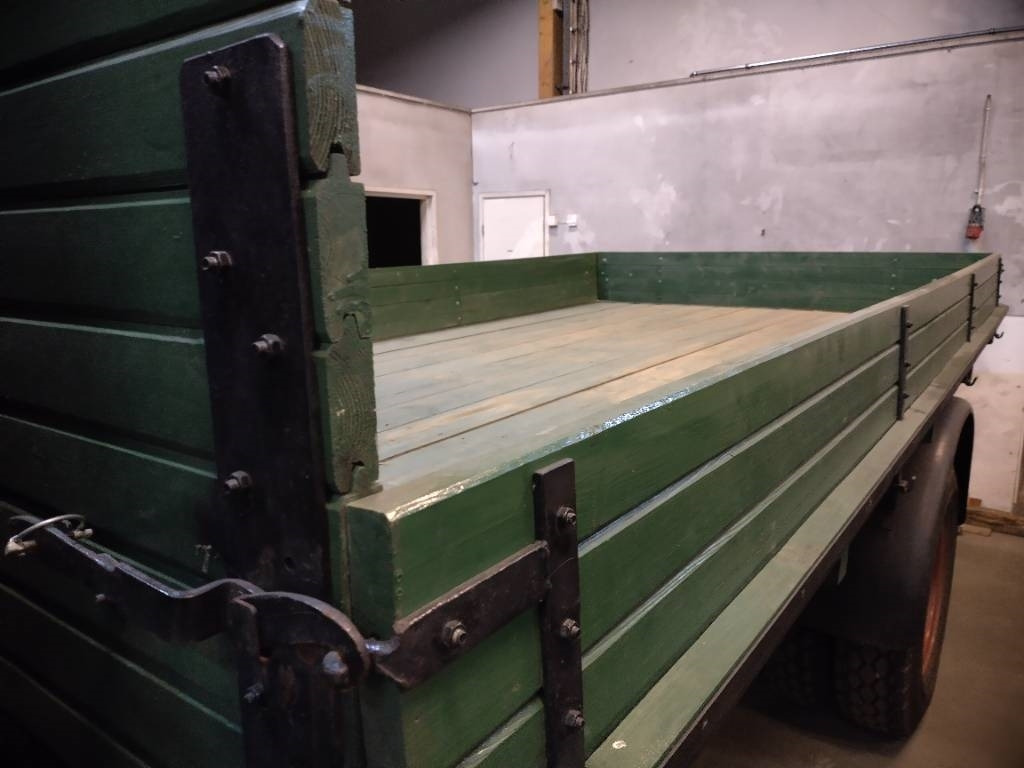 Mercedes-Benz 4x4 Kippilava,museo rekisterissä - Kipper: das Bild 3 Mercedes-Benz 4x4 Kippilava,museo rekisterissä - Kipper: das Bild 3