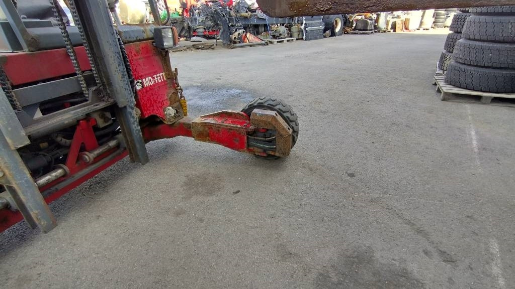 Moffett M4 25.4 ajoneuvotrukki - Mitnahmestapler: das Bild 4 Moffett M4 25.4 ajoneuvotrukki - Mitnahmestapler: das Bild 4