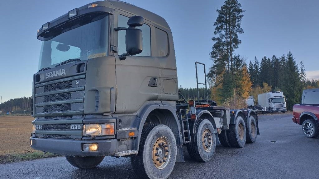 Scania R144 530 8x4 RASKASVETURI - Sattelzugmaschine: das Bild 2 Scania R144 530 8x4 RASKASVETURI - Sattelzugmaschine: das Bild 2