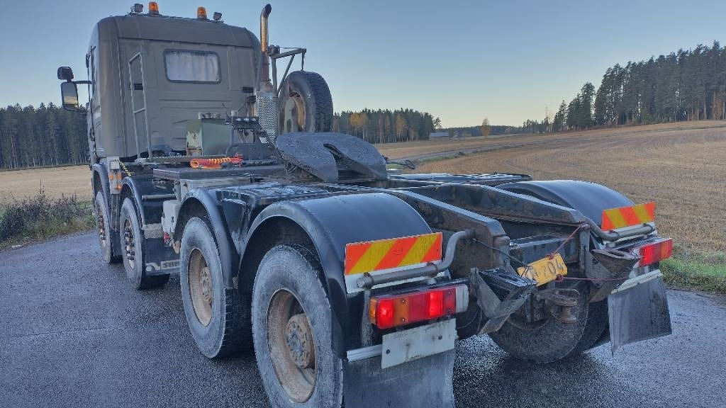 Scania R144 530 8x4 RASKASVETURI - Sattelzugmaschine: das Bild 3 Scania R144 530 8x4 RASKASVETURI - Sattelzugmaschine: das Bild 3