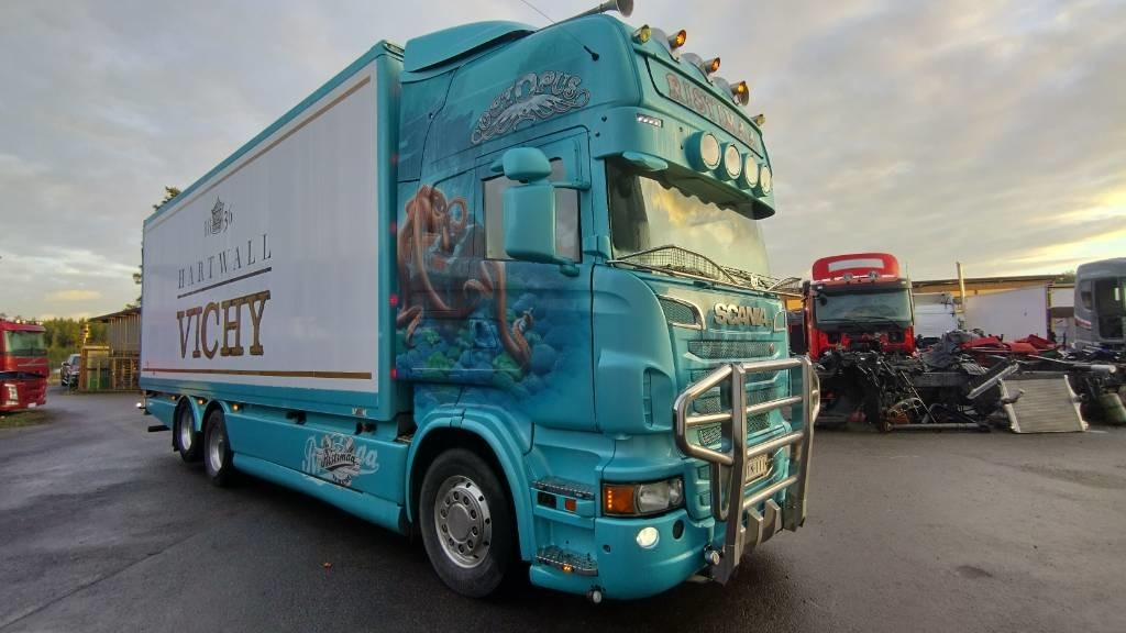 Scania R560 6x2 8,35m umpikori +pl-nostin - Koffer LKW: das Bild 2 Scania R560 6x2 8,35m umpikori +pl-nostin - Koffer LKW: das Bild 2