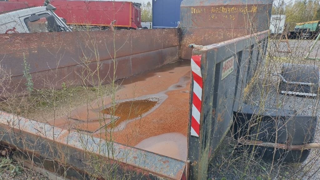 Soralava Kamilauta, 5,70m - Pritschenaufbau: das Bild 3 Soralava Kamilauta, 5,70m - Pritschenaufbau: das Bild 3