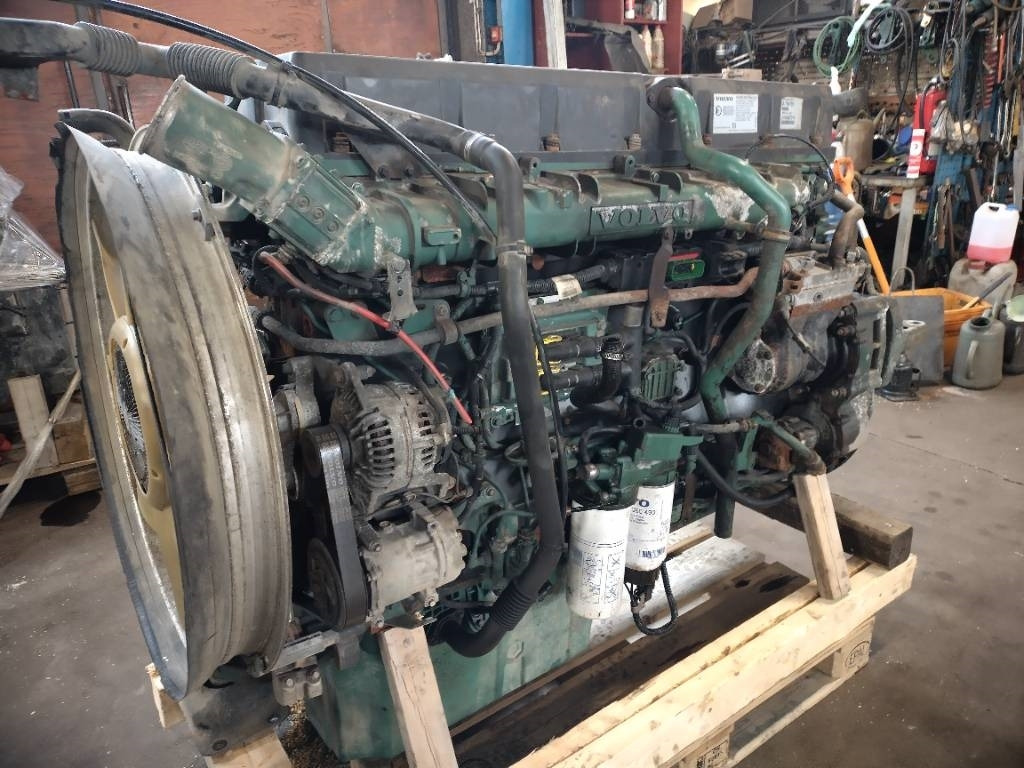 Volvo D16G täys korjattu moottori - Motor für LKW: das Bild 3 Volvo D16G täys korjattu moottori - Motor für LKW: das Bild 3
