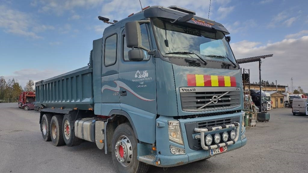 Volvo FH13 8x4 autom.kasettilava - Kipper: das Bild 2 Volvo FH13 8x4 autom.kasettilava - Kipper: das Bild 2