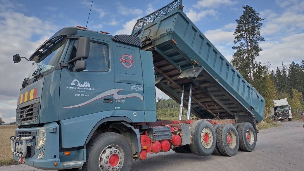 Volvo FH13 8x4 autom.kasettilava - Kipper: das Bild 3 Volvo FH13 8x4 autom.kasettilava - Kipper: das Bild 3