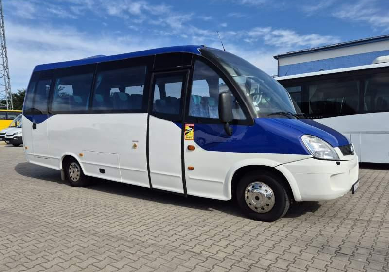 Irisbus WING / SPROWADZONY / 28 MIEJSC/ KLIMA - Kleinbus, Personentransporter: das Bild 2 Irisbus WING / SPROWADZONY / 28 MIEJSC/ KLIMA - Kleinbus, Personentransporter: das Bild 2