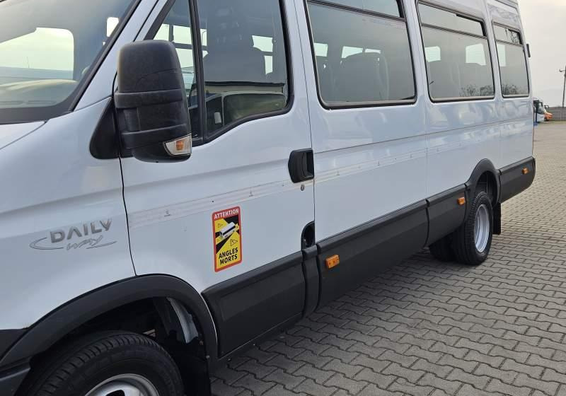 Iveco A50C17 DAILY / SPROWADZONE / MANUAL / EEV - Kleinbus, Personentransporter: das Bild 2 Iveco A50C17 DAILY / SPROWADZONE / MANUAL / EEV - Kleinbus, Personentransporter: das Bild 2