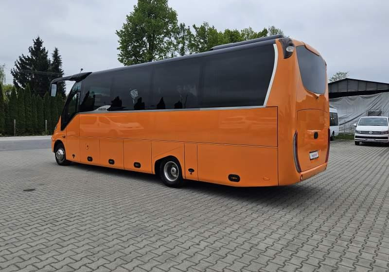 Kleinbus, Personentransporter Iveco ERENER 70C18 / SPROWADZONE / 31 MIEJSC/ E6: das Bild 13 Kleinbus, Personentransporter Iveco ERENER 70C18 / SPROWADZONE / 31 MIEJSC/ E6: das Bild 13