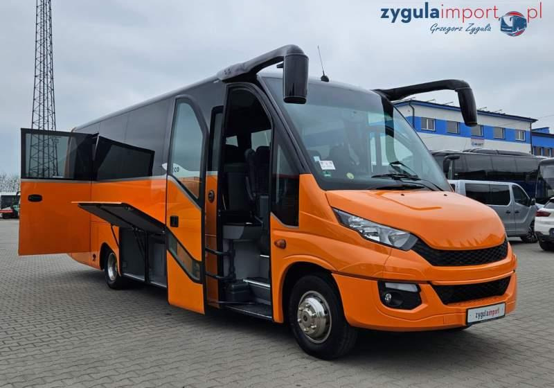Kleinbus, Personentransporter Iveco ERENER 70C18 / SPROWADZONE / 31 MIEJSC/ E6: das Bild 1