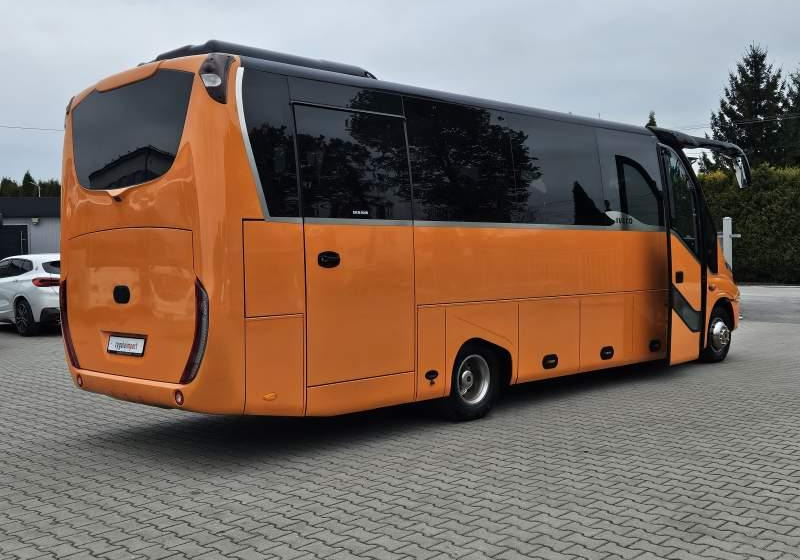 Kleinbus, Personentransporter Iveco ERENER 70C18 / SPROWADZONE / 31 MIEJSC/ E6: das Bild 7 Kleinbus, Personentransporter Iveco ERENER 70C18 / SPROWADZONE / 31 MIEJSC/ E6: das Bild 7