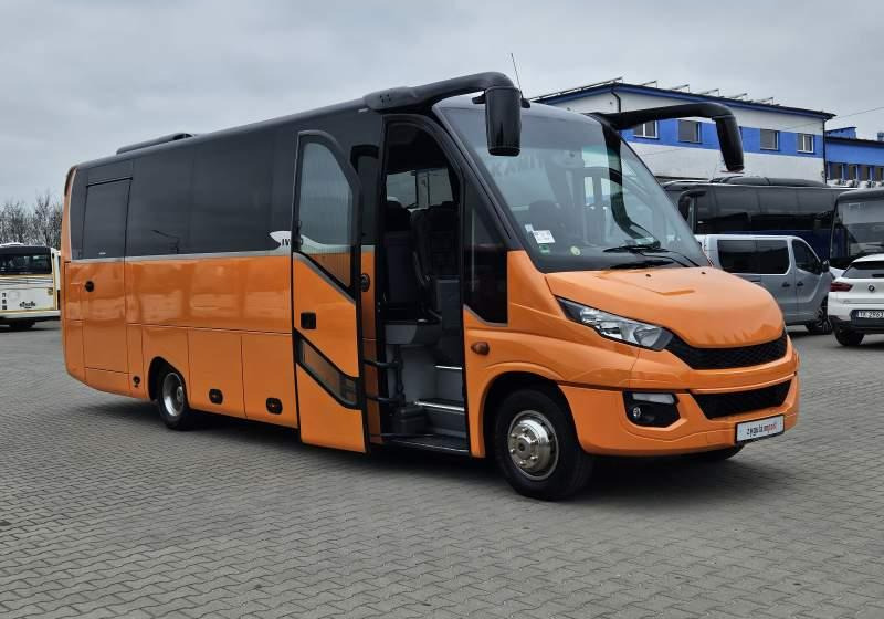 Kleinbus, Personentransporter Iveco ERENER 70C18 / SPROWADZONE / 31 MIEJSC/ E6: das Bild 6 Kleinbus, Personentransporter Iveco ERENER 70C18 / SPROWADZONE / 31 MIEJSC/ E6: das Bild 6