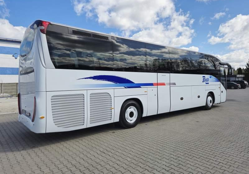 Iveco MAGELYS / SPROWADZONE / MANUAL / 12.20 M - Reisebus: das Bild 4 Iveco MAGELYS / SPROWADZONE / MANUAL / 12.20 M - Reisebus: das Bild 4