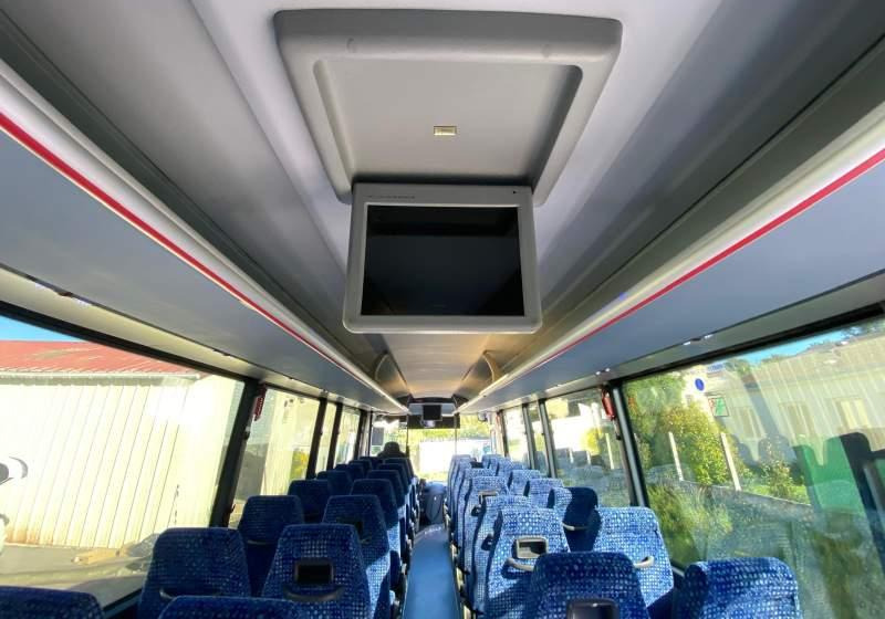 Neoplan TRENDLINER / SPROWADZONY / KLIMATYZACJA/ MANUAL - Überlandbus: das Bild 2 Neoplan TRENDLINER / SPROWADZONY / KLIMATYZACJA/ MANUAL - Überlandbus: das Bild 2