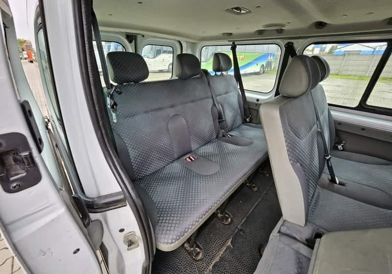 Kleinbus, Personentransporter Renault TRAFIC 2.0 DCI 90 COMBI L2H1 / SPROWADZONY: das Bild 16