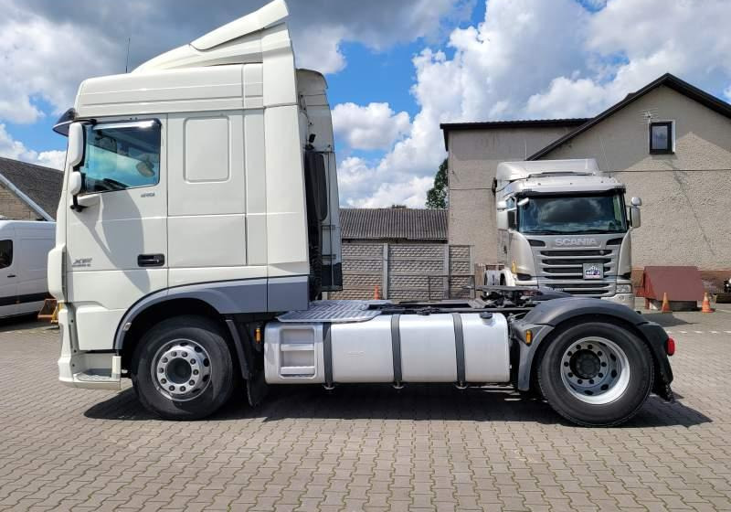 DAF XF510 SPACE CAB / SPROWADZONY / MANUAL / RETARDER - Sattelzugmaschine: das Bild 5 DAF XF510 SPACE CAB / SPROWADZONY / MANUAL / RETARDER - Sattelzugmaschine: das Bild 5