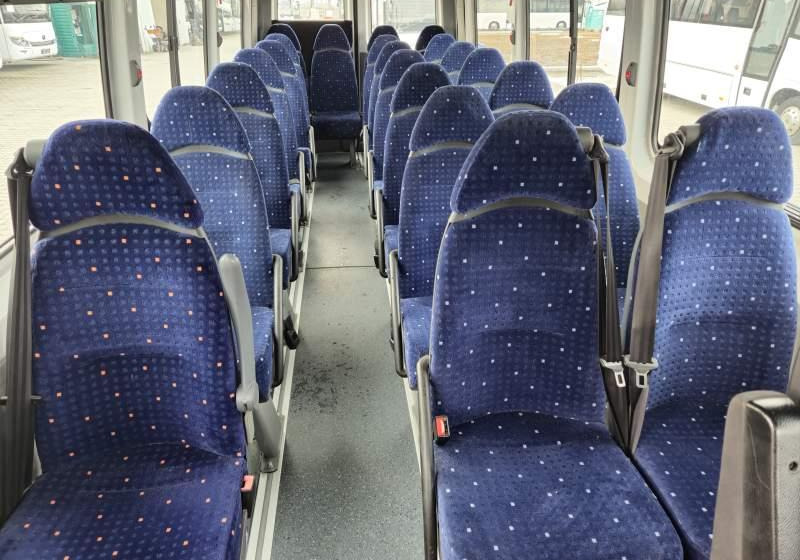 Kleinbus, Personentransporter VW CRAFTER / SPROWADZONY / KLIMA / EEV: das Bild 17