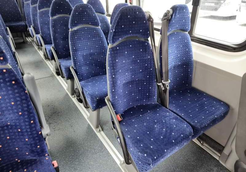 Kleinbus, Personentransporter VW CRAFTER / SPROWADZONY / KLIMA / EEV: das Bild 15