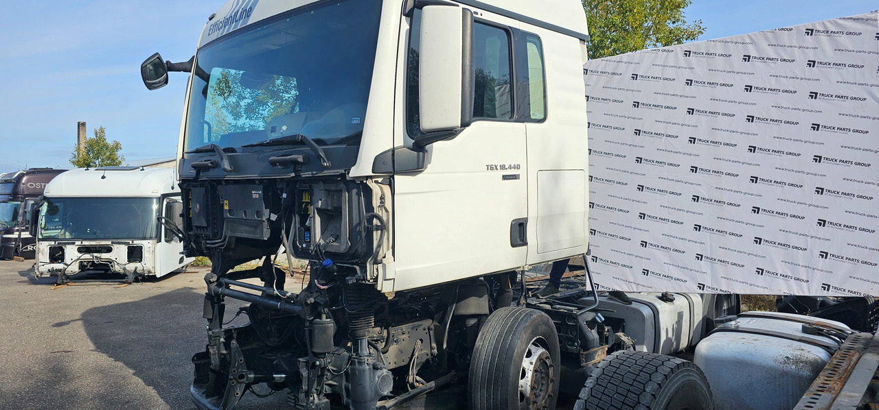 MAN MAN TGX, TGS EURO 6 cab, body cabin, cabina, replacement cab, medium height roof, F99/L47/L49, 81600007848, 81600007831, 81600007871, 81600007920, 81600007949, 81600007858, 81600007832, 81600007849, 8 - Fahrerhaus für LKW: das Bild 1 MAN MAN TGX, TGS EURO 6 cab, body cabin, cabina, replacement cab, medium height roof, F99/L47/L49, 81600007848, 81600007831, 81600007871, 81600007920, 81600007949, 81600007858, 81600007832, 81600007849, 8 - Fahrerhaus für LKW: das Bild 1